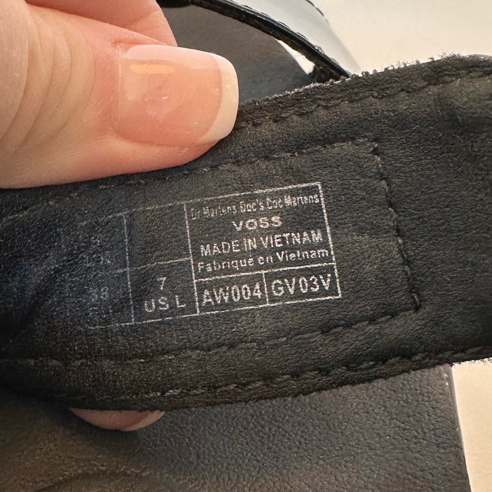 Dr. Martens VOSS Patent Leather Strap Sandals in Black Lampe - Picture 15 of 16